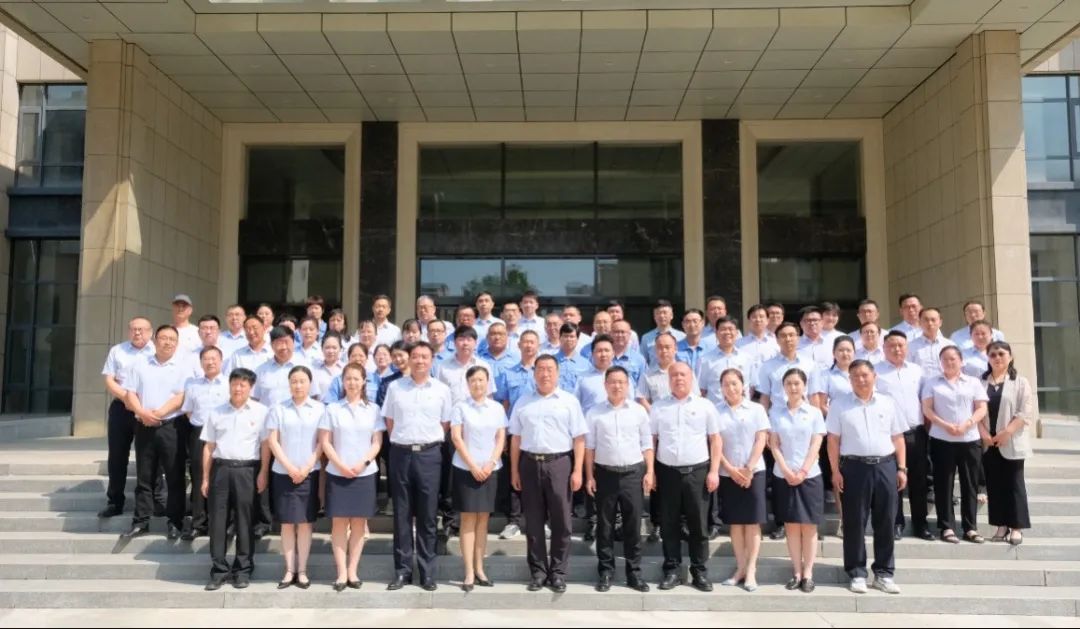 統(tǒng)一思想、堅定信心、忠誠奉獻，開創(chuàng)高質量發(fā)展新局面——集團公司“三會”勝利閉幕